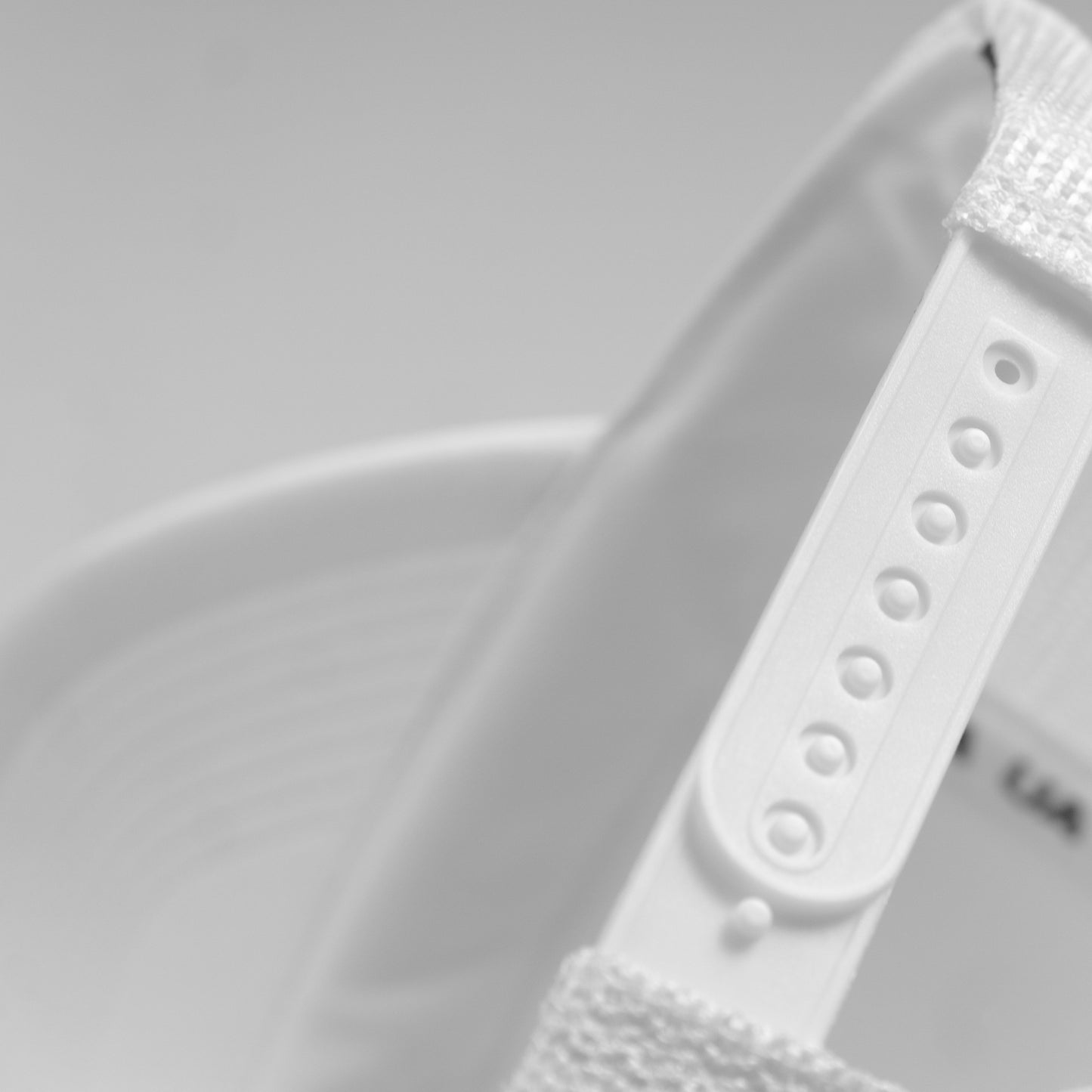 TRUCKER CAP - DOVE WHITE